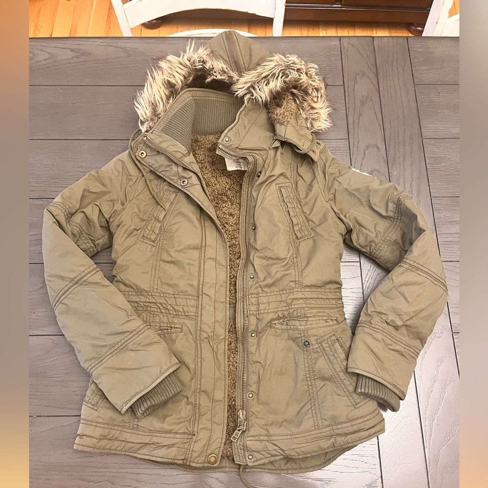 American eagle faux fur lined winter coat-size small